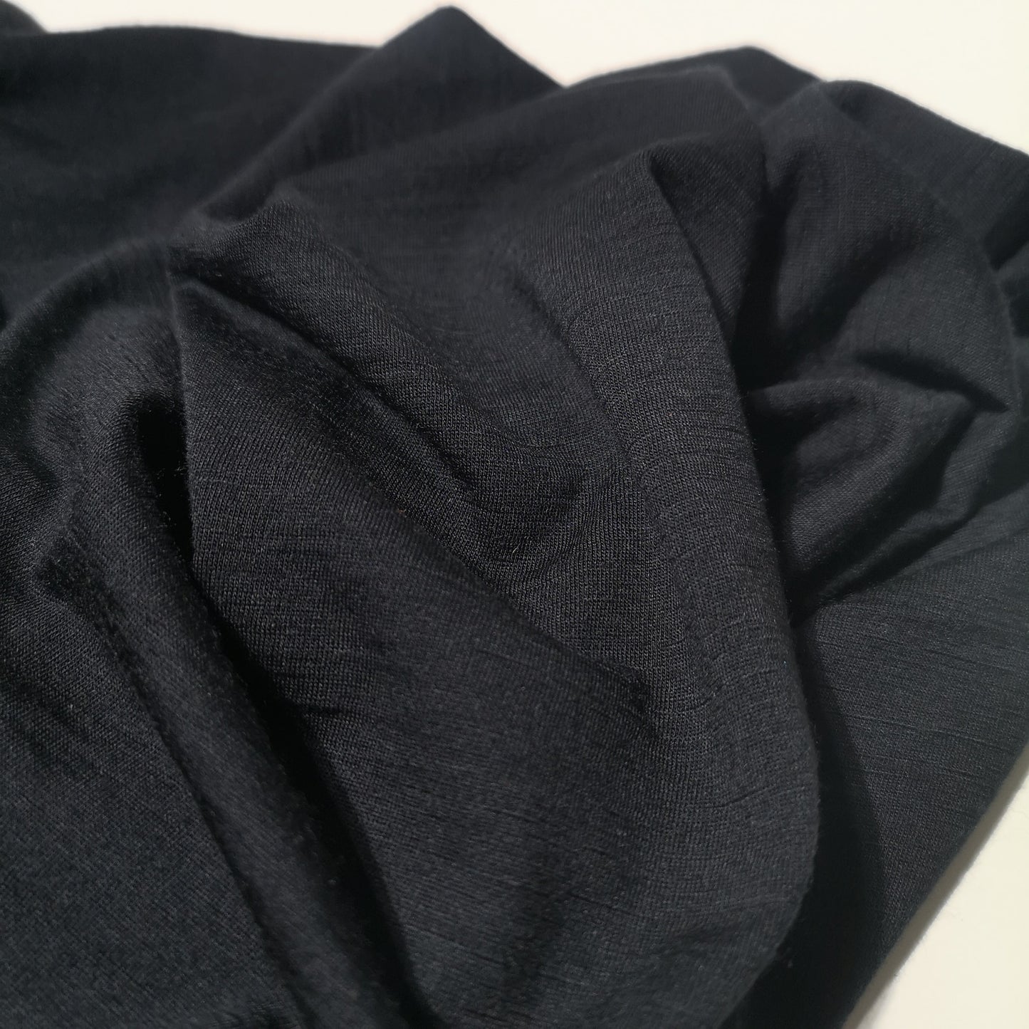 SINGLE JERSEY 100% MERINO BLACK 170 GSM - regular