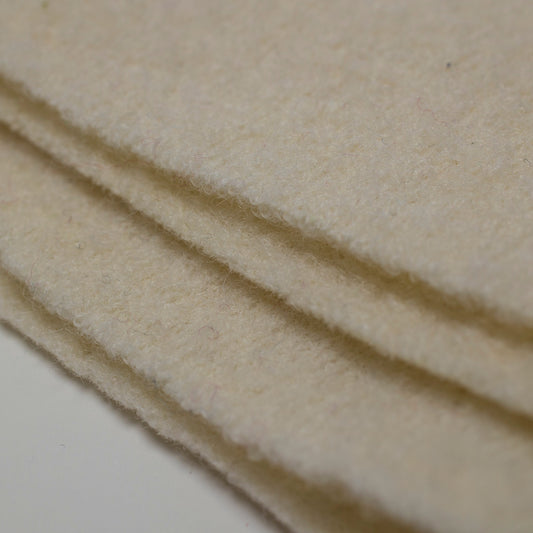 GOTOWANA WEŁNA 100% MERINO 370 GSM - ŚMIETANKOWA - 01