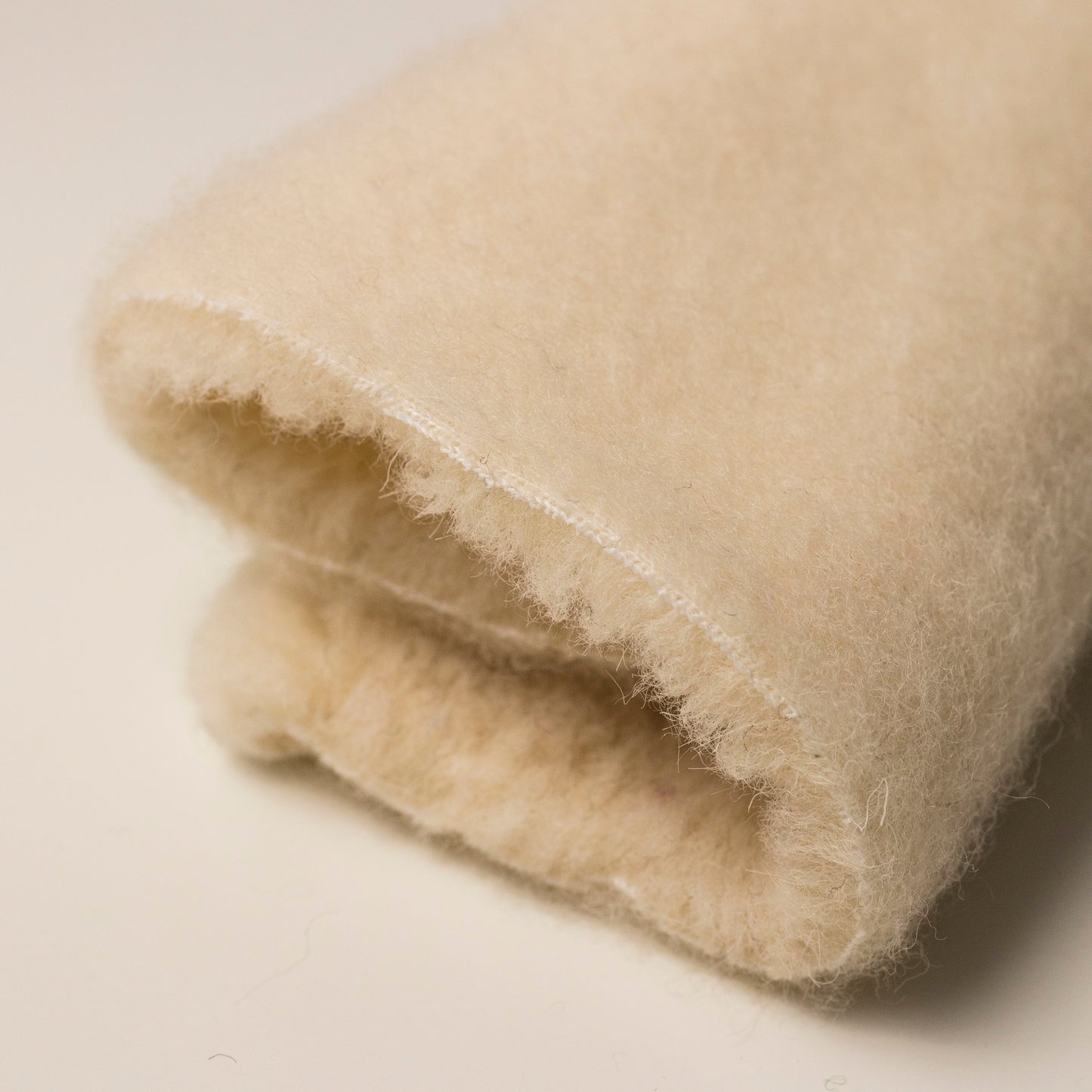 BARANEK TEDDY DZIANINA FUTERKOWA WEŁNA MERINO - BIAŁY