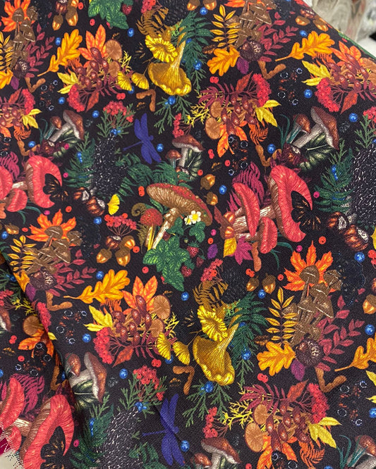 TKANINA WEŁNIANA DRUKOWANA - MUCHOMORY W LESIE