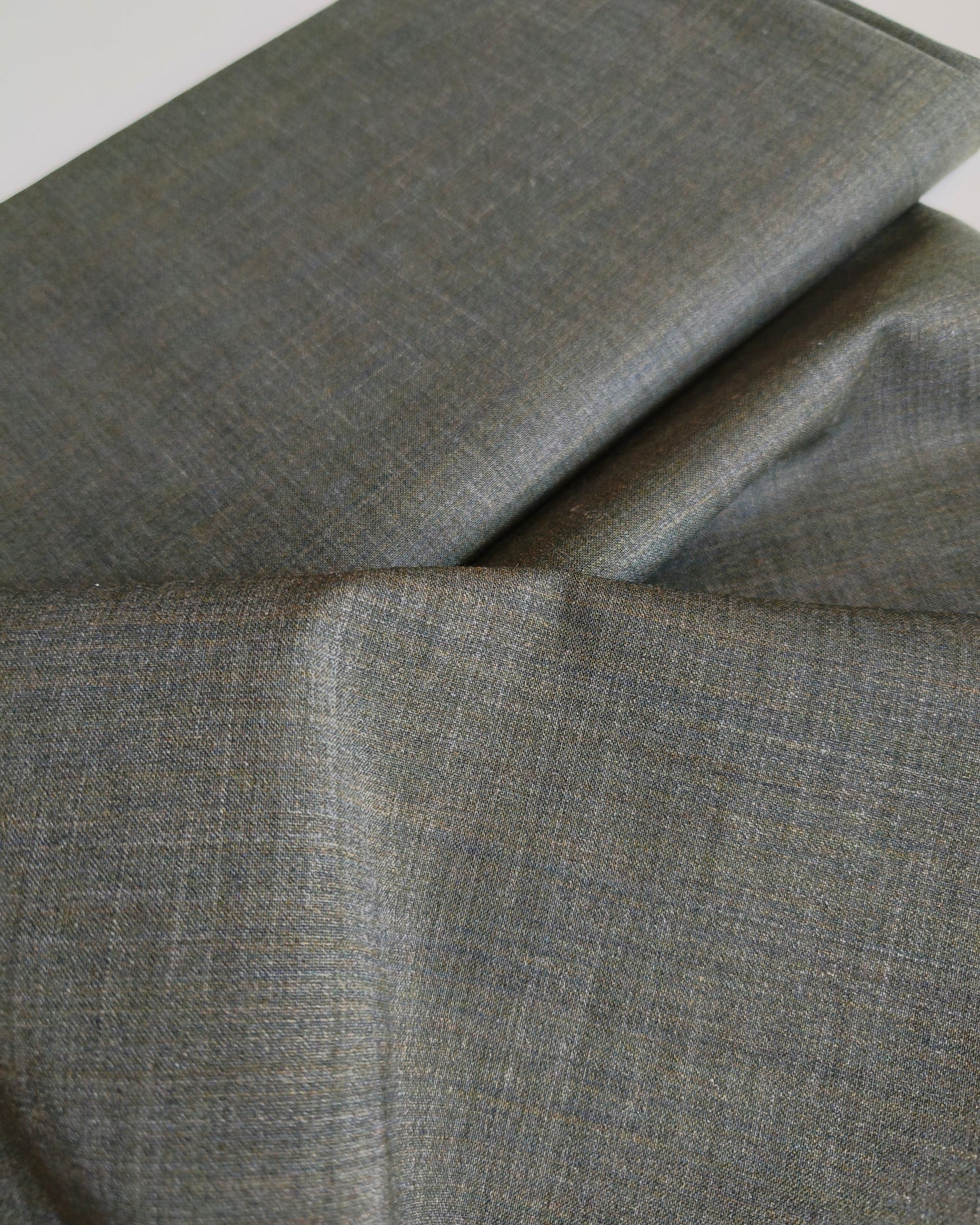 WOOL FABRIC GREEN - 636